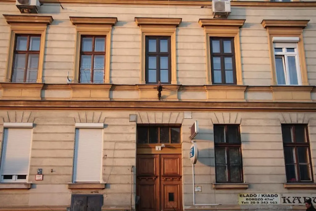 Bright Sunny Apt At Keleti Station,Near Citycenter ブダペスト